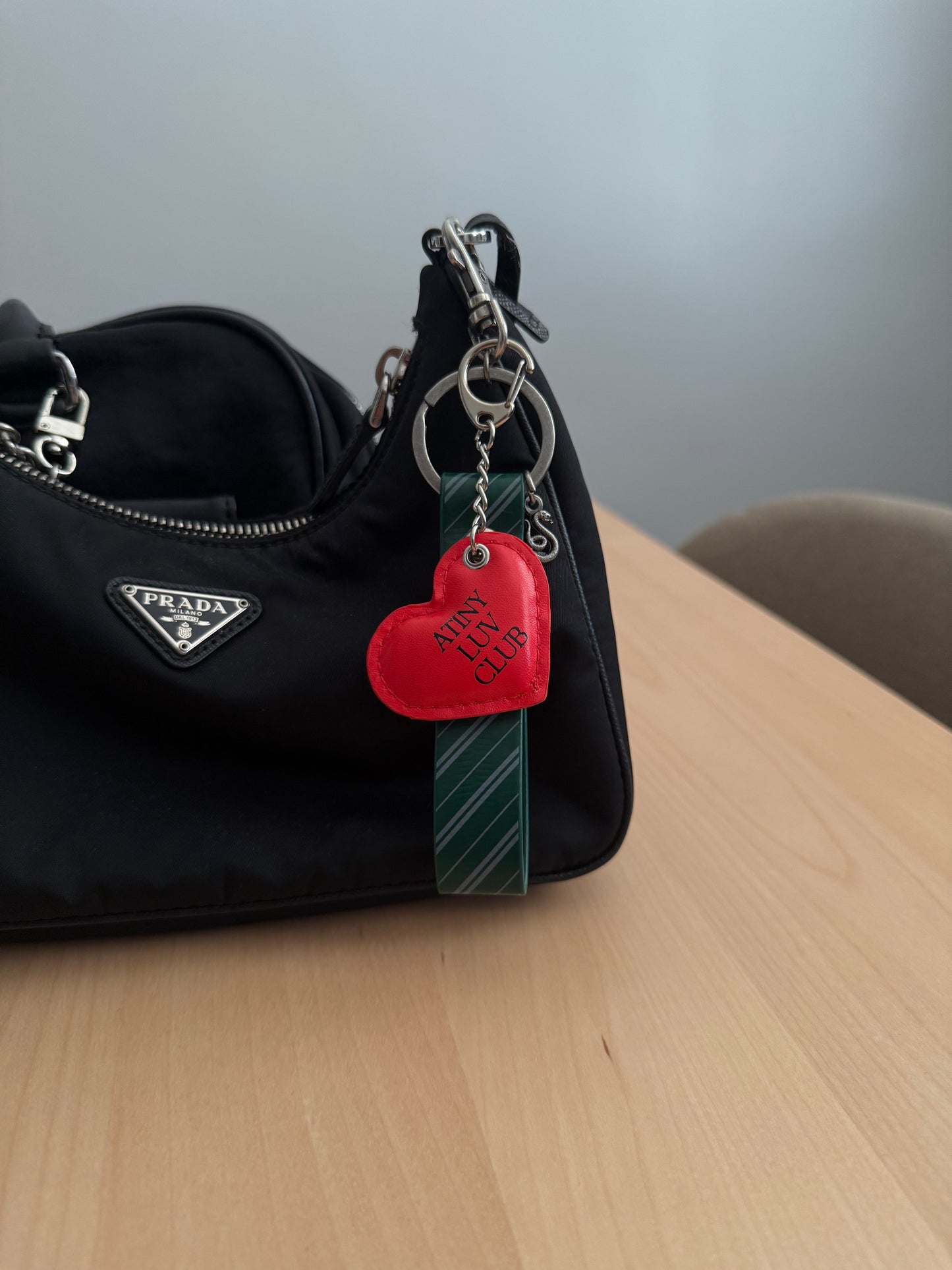atz / atiny luv club leather heart keychain (double-sided)