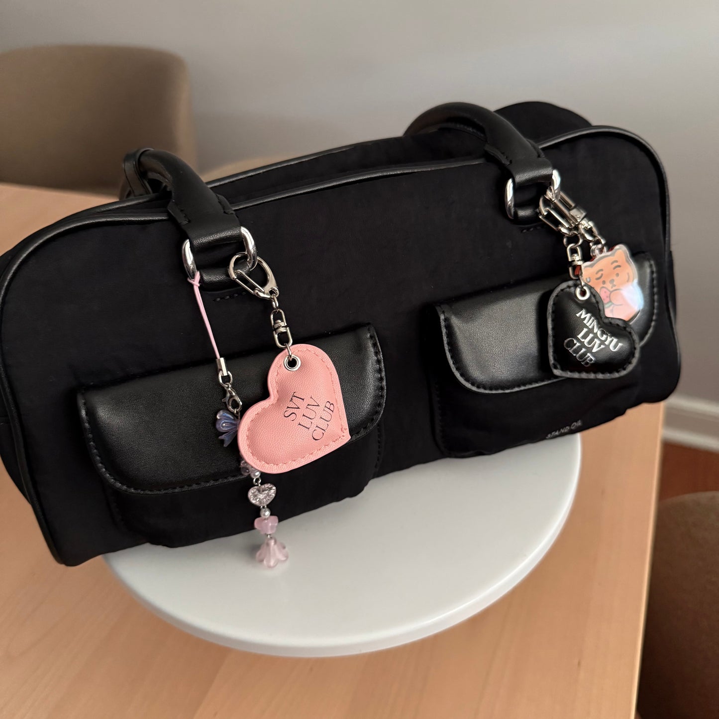 svt / carat luv club leather heart keychain (double-sided)