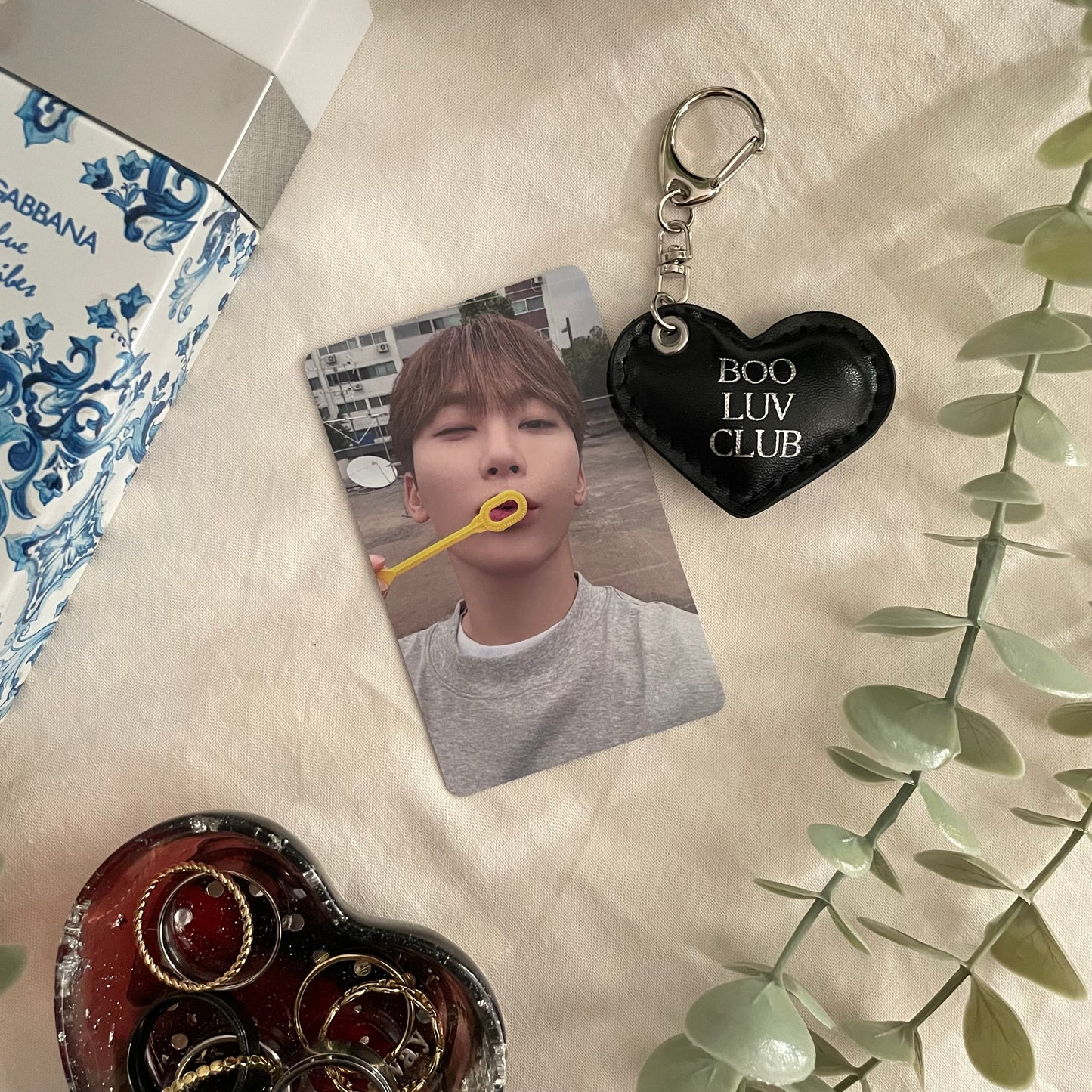 svt leather heart keychains (vocal unit individual)