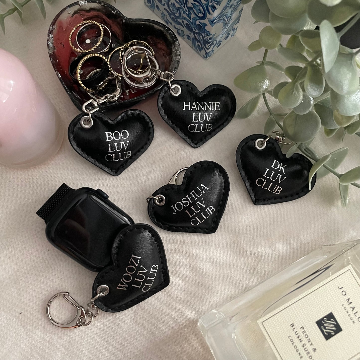 svt leather heart keychains (vocal unit individual)
