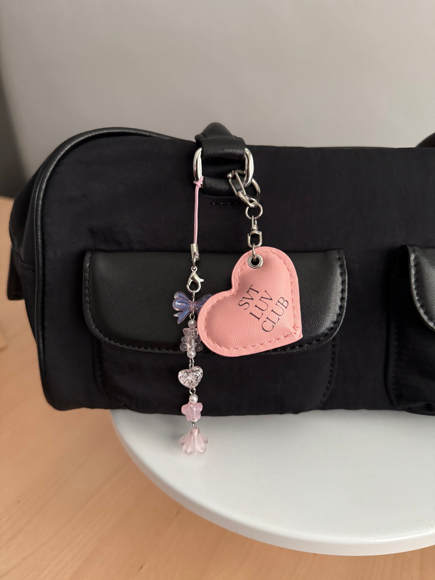 svt / carat luv club leather heart keychain (double-sided)