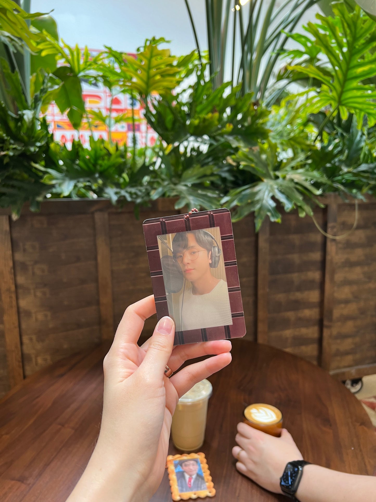 chocolate bar acrylic photocard holder