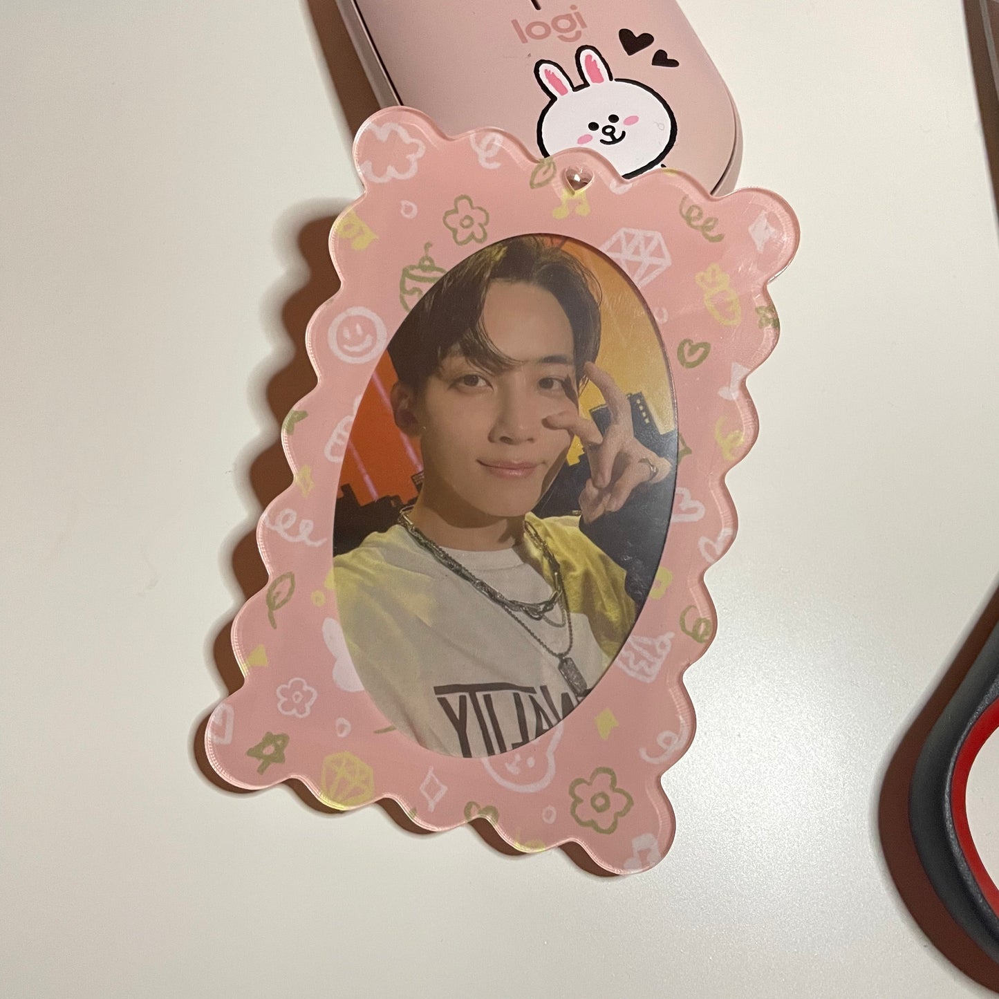 pink doodles (jeonghan day) acrylic photocard holder