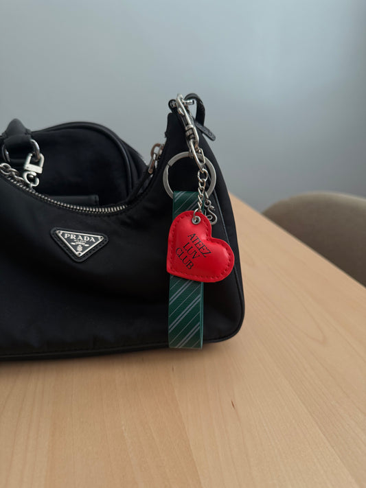 atz / atiny luv club leather heart keychain (double-sided)
