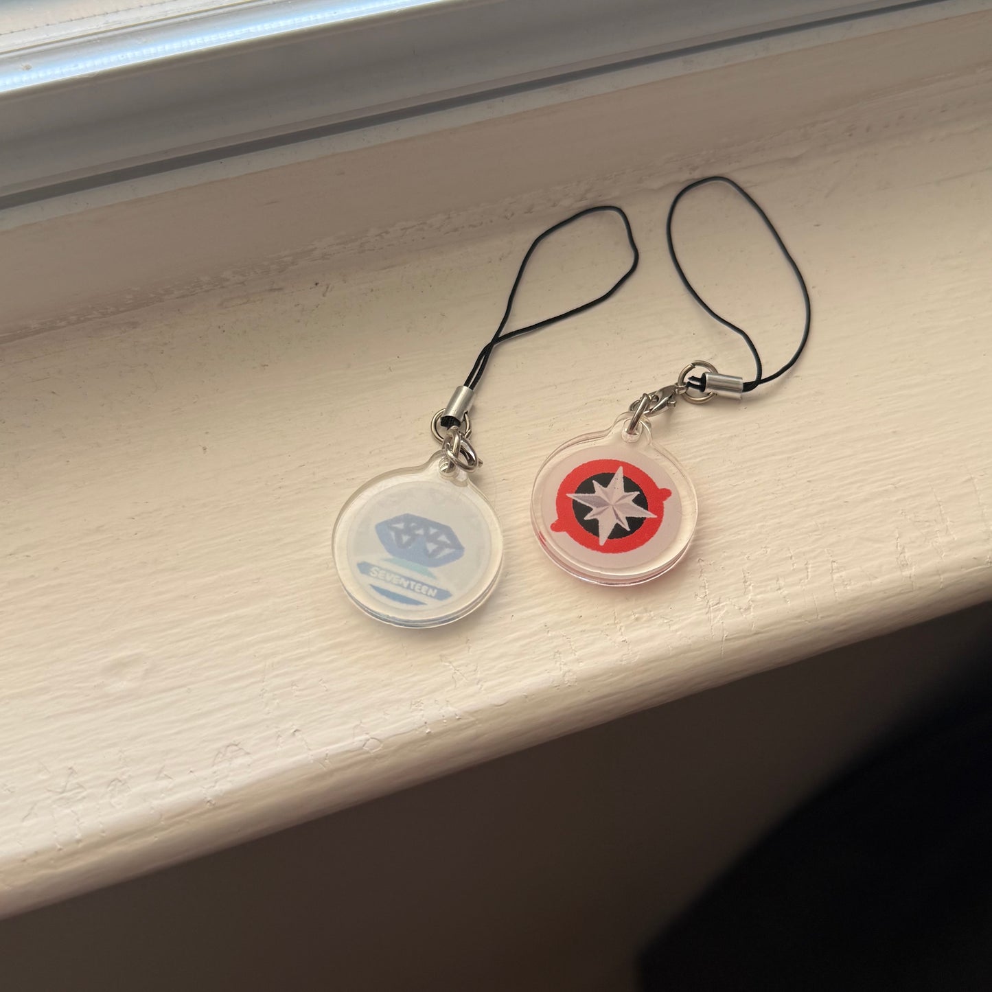 seventeen members phone charms