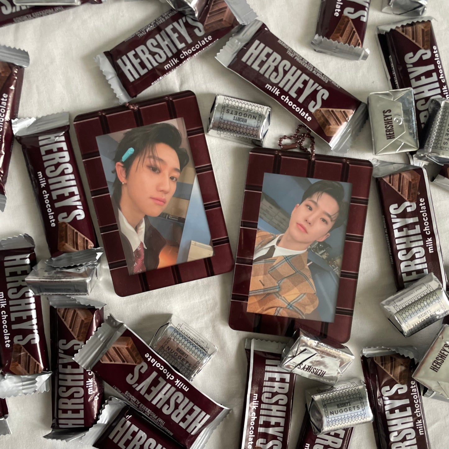 chocolate bar acrylic photocard holder