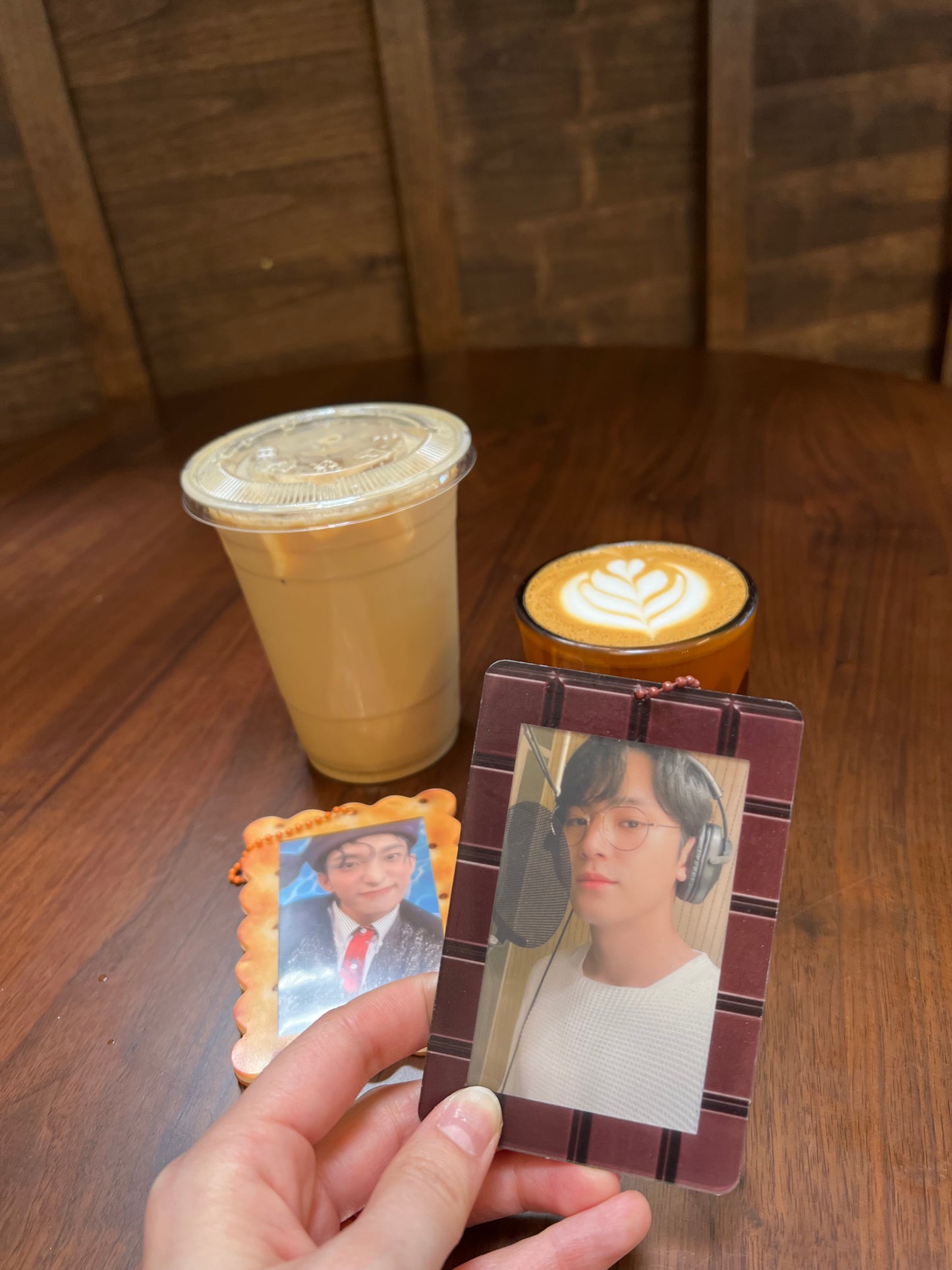 chocolate bar acrylic photocard holder